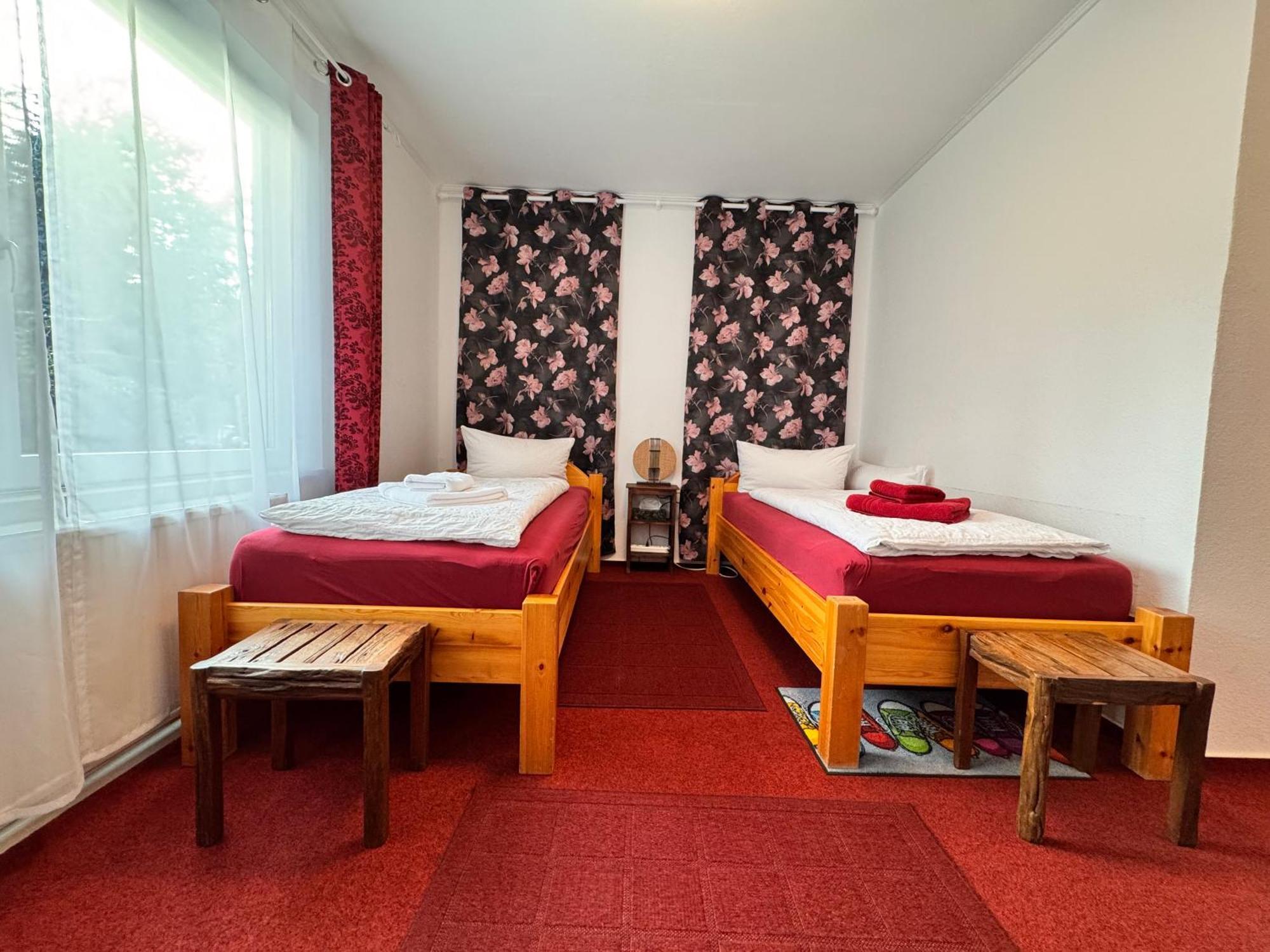 W.I.P. Welt Im Park Apartman Drezda Kültér fotó