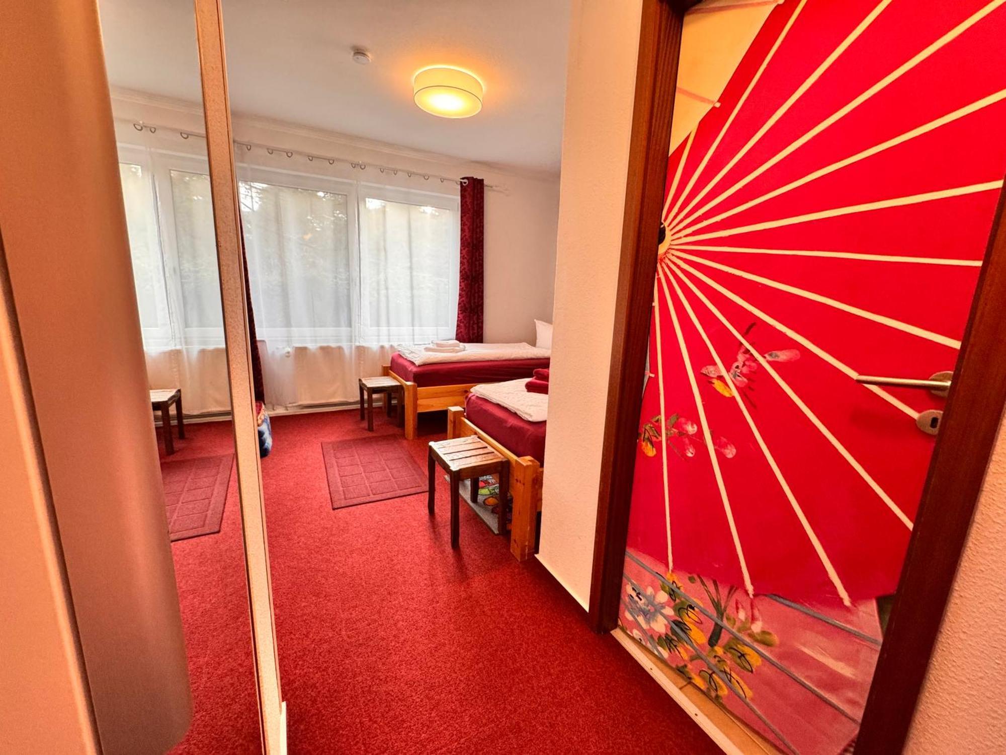 W.I.P. Welt Im Park Apartman Drezda Kültér fotó